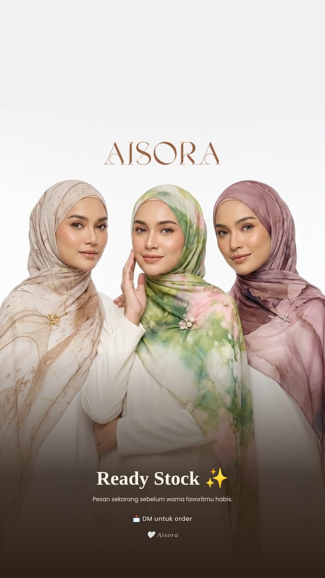 Tiga model mengenakan koleksi hijab Aisora — ready stock